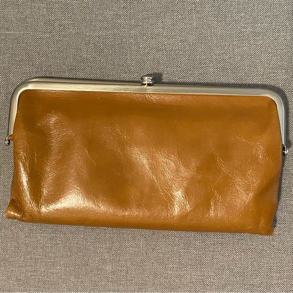 Beautiful Hobo clutch wallet! - Picture 9 of 9